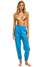 Retro 5 STRIPE HI RISE WIND PANT - DRESDEN