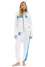 Retro LOS ANGELES DODGERS 5 STRIPE SWEATPANTS - WHITE BLUE