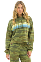 Retro 5 STRIPE RELAXED CROPPED PULLOVER HOODIE - CAMO LIME AQUA