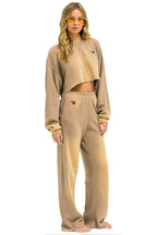 Retro ESSENTIAL WIDE LEG POCKET SWEATPANTS - FADED TAN