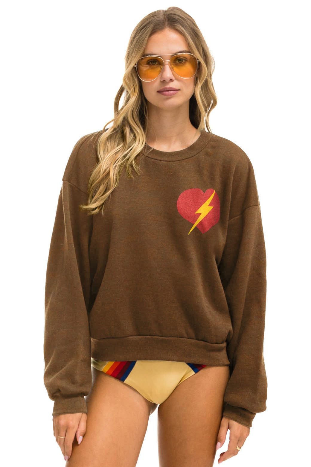 Retro BOLT HEART RELAXED CREW SWEATSHIRT - CHOCOLATE