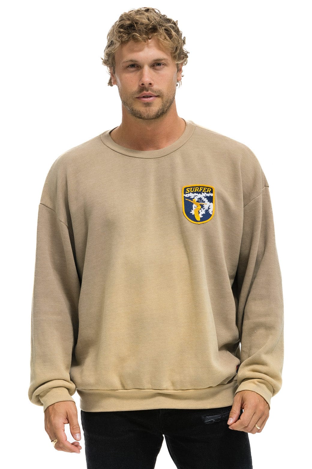 Retro CALIFORNIA SURFER PATCH RELAXED CREW SWEATSHIRT - FADED TAN