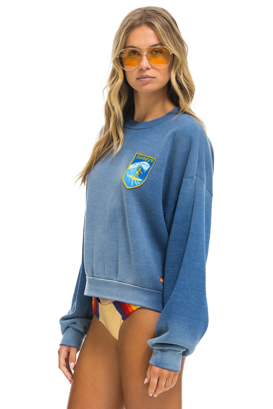 Retro SURFER WAVE PATCH RELAXED CREW SWEATSHIRT - FADED WATER