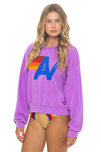 Retro LOGO RELAXED CREW SWEATSHIRT - NEON PURPLE