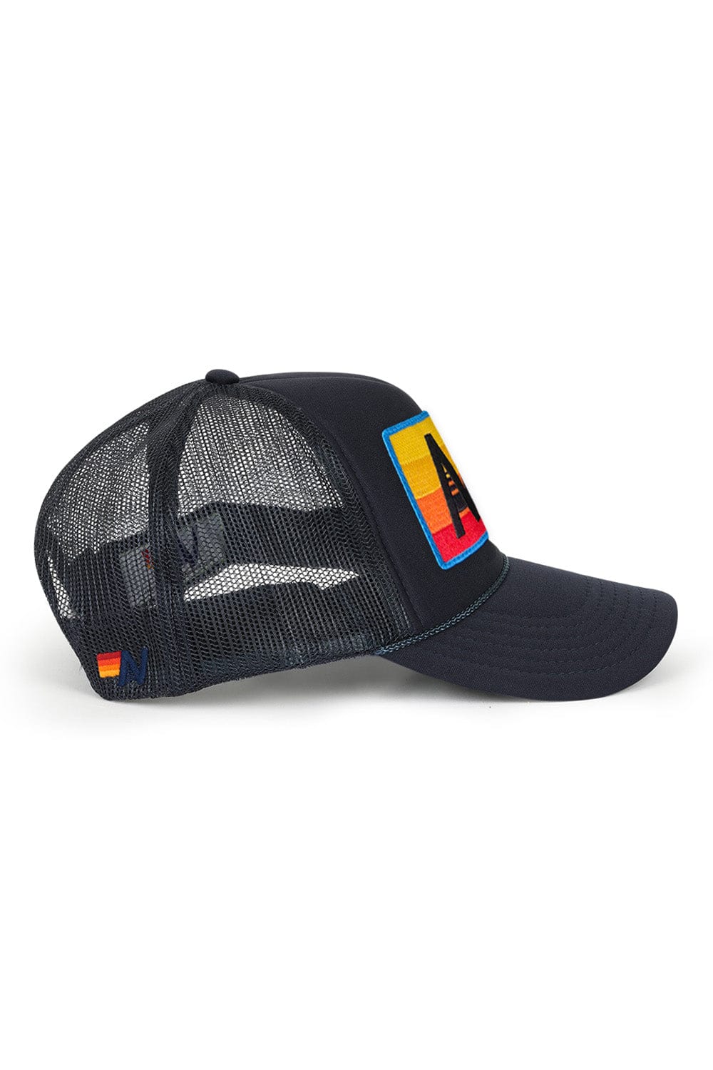 Retro LOGO RAINBOW VINTAGE TRUCKER HAT