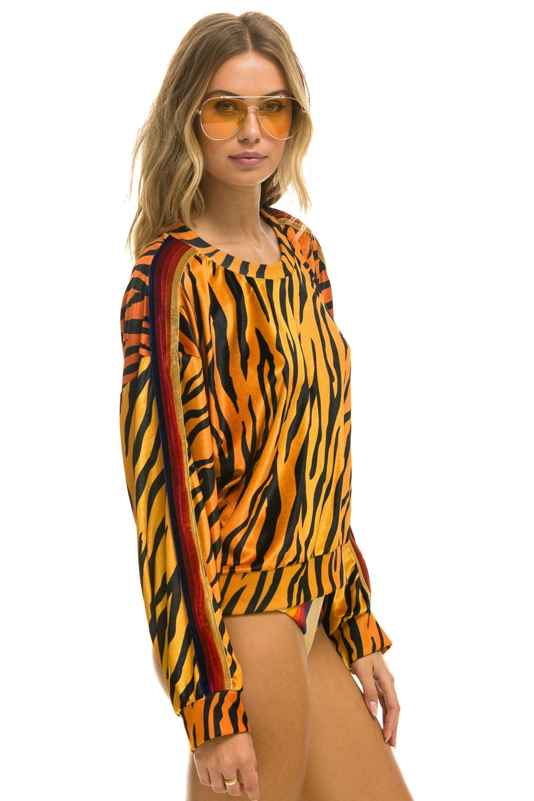 Retro CLASSIC VELVET RELAXED SWEATSHIRT - TIGER