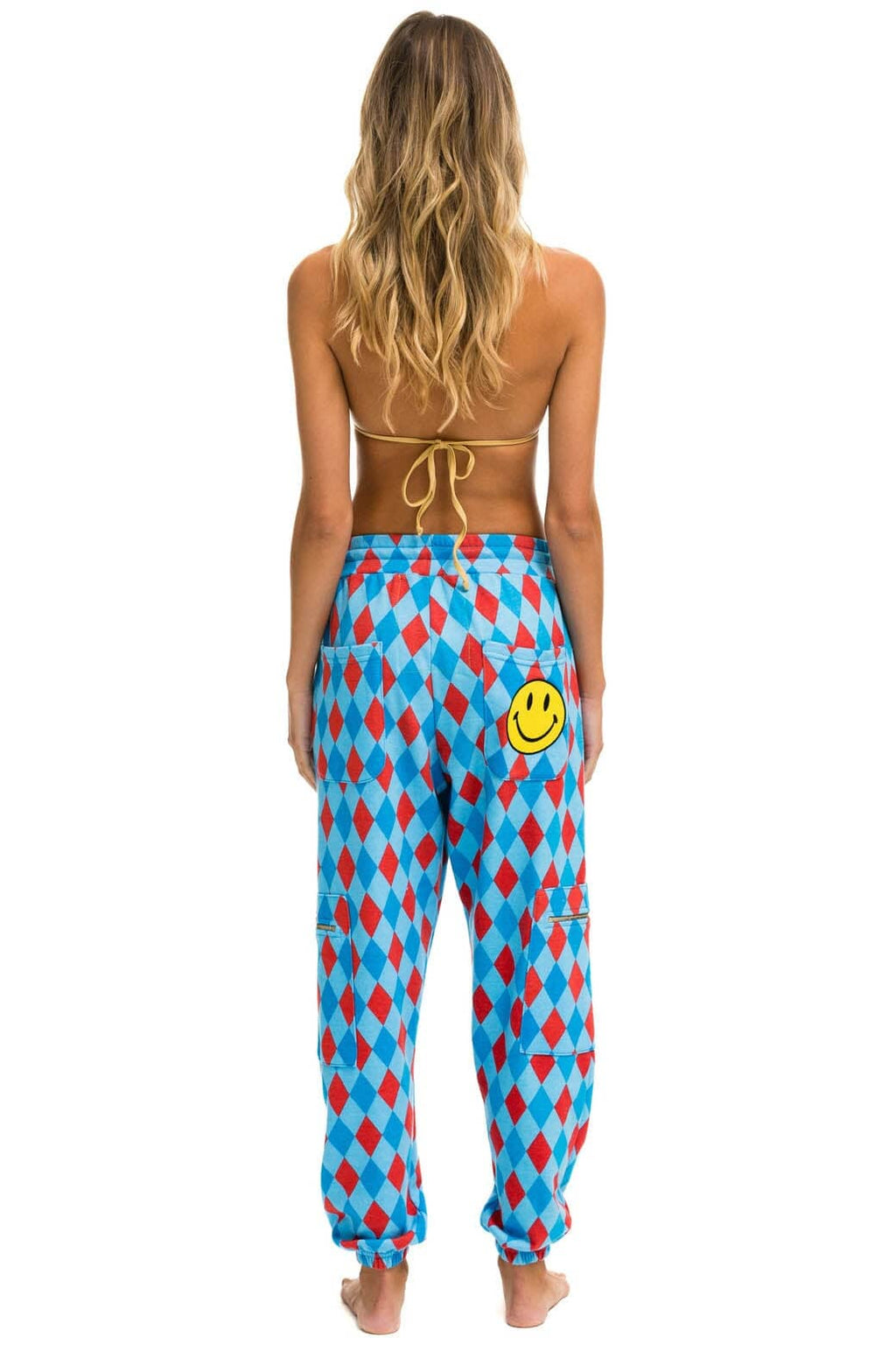Retro DIAMOND REPEAT SMILEY 2 EMBROIDERY CARGO COLOR BLOCK SWEATPANTS - SKY