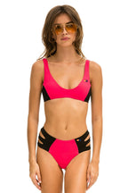 Retro HI-WAISTED SIDE CUT OUT COLOR BLOCK FULL COVERAGE BRIEF BIKINI BOTTOMS - RED BLACK