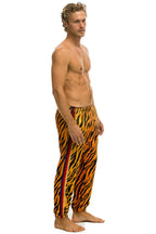 Retro CLASSIC VELVET SWEATPANTS - TIGER