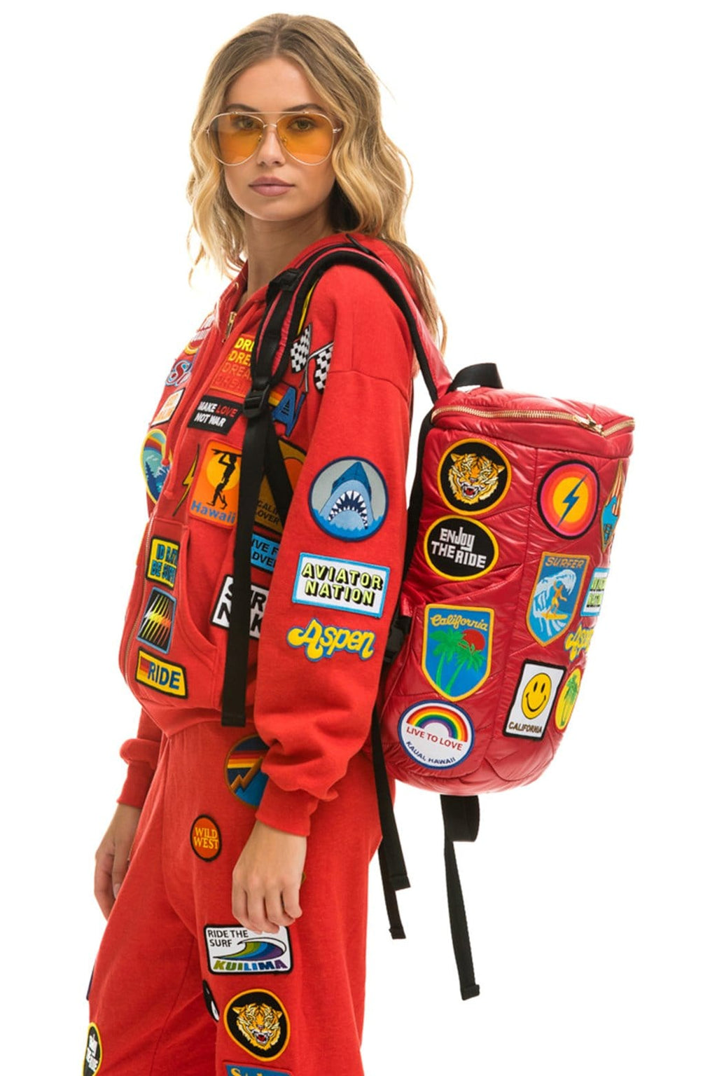 Retro VINTAGE PATCH PUFFER BACKPACK - CHERRY GLOSSY