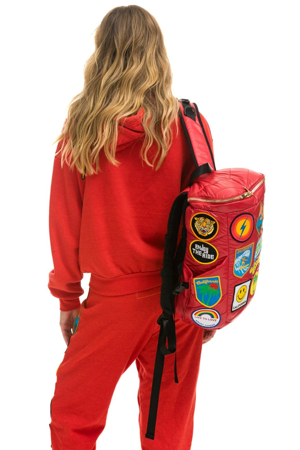 Retro VINTAGE PATCH PUFFER BACKPACK - CHERRY GLOSSY